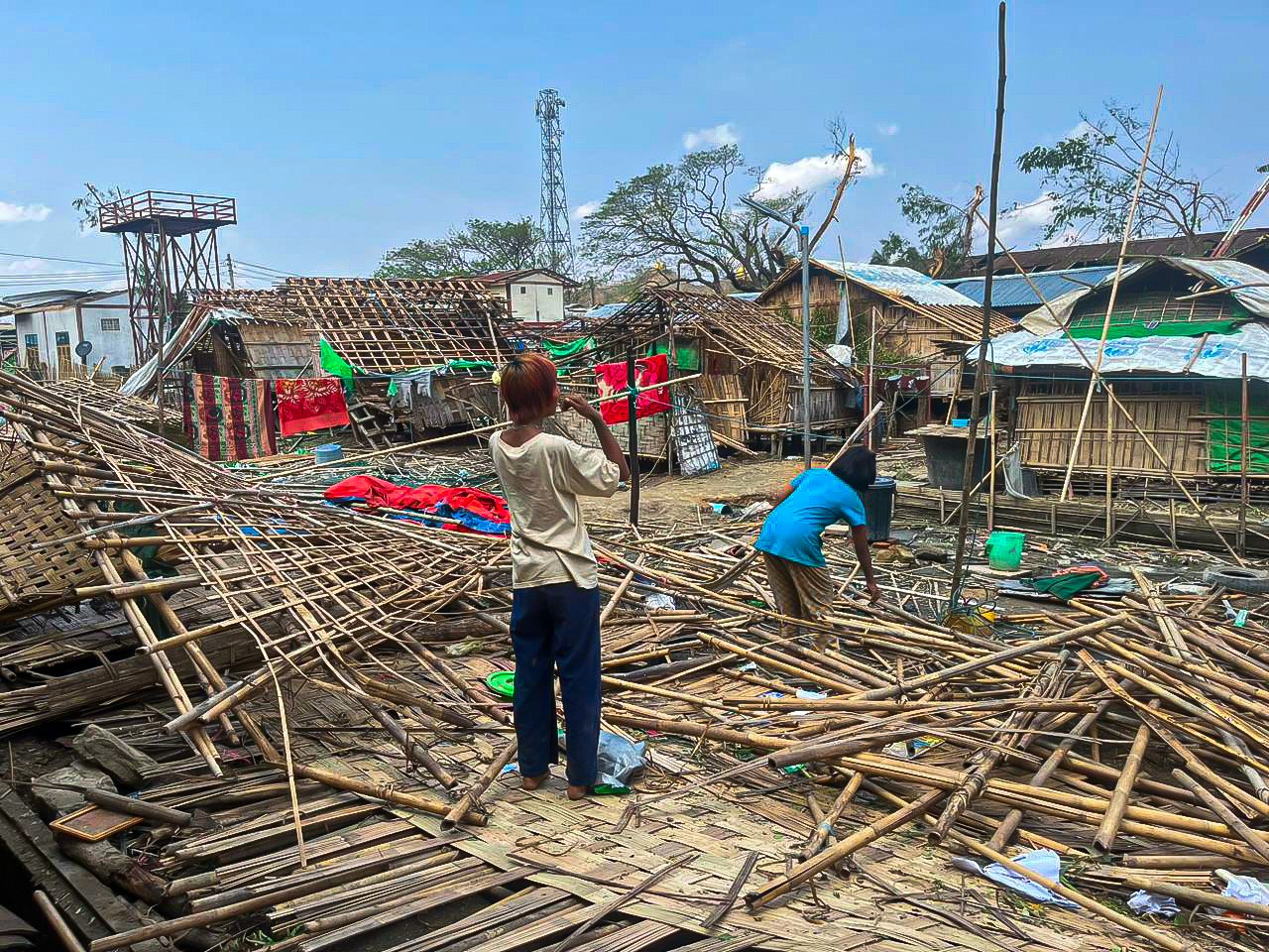 Bangladesh_cyclone-mocha-destoyed-shelters