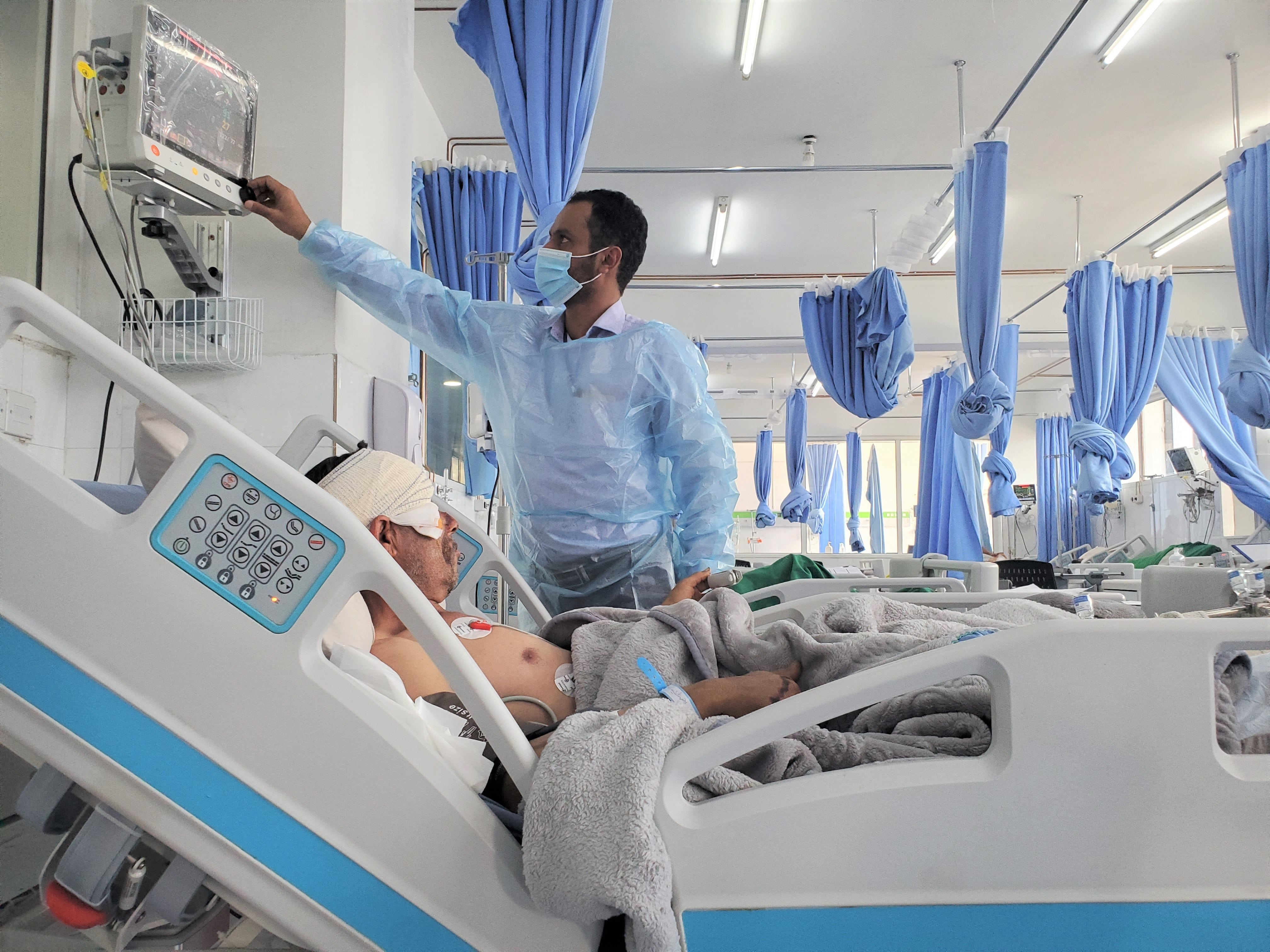 Tile Yemen Unhcr Supports Healthcare