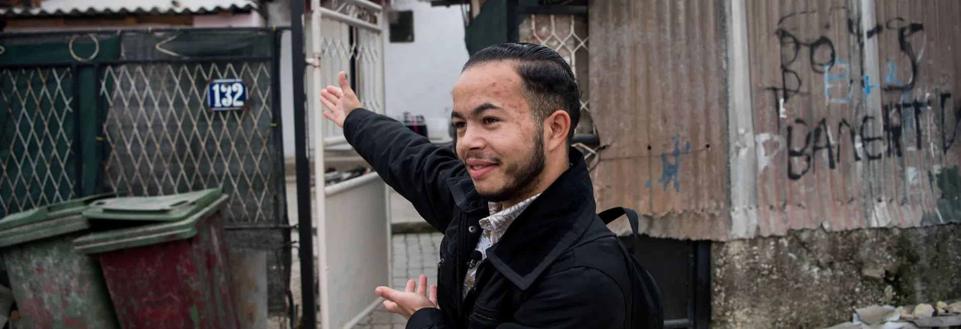 banner_north-macedonia_young-man-stands-in-urban-area